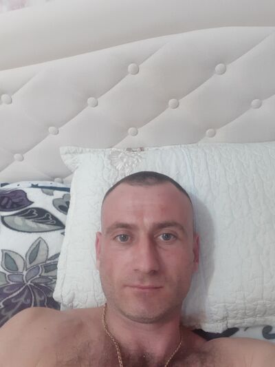  ,   Vladimir, 38 ,   ,   