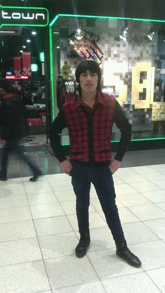  ,   RUSLAN, 35 ,   ,   , c , 