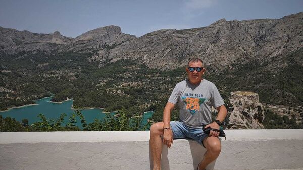  Altea,   Viacheslav, 58 ,   ,   , c 