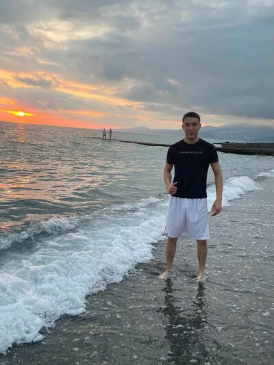  -,   Ali, 28 ,   ,   , 