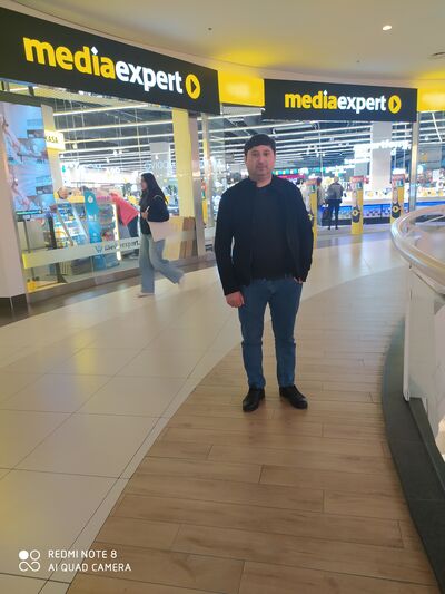  ,   Sadi, 42 ,   ,   