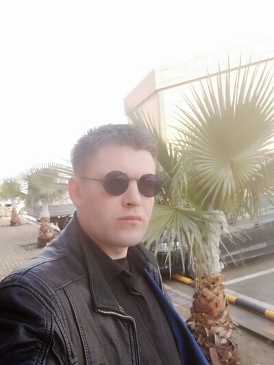  ,   Artem, 40 ,   ,   