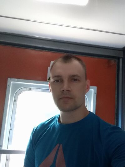  ,   Anatolyi, 36 ,   c 