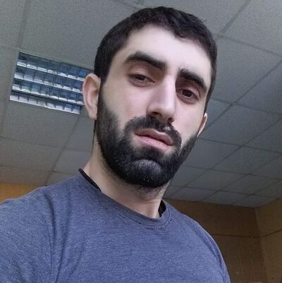  ,   Artur, 35 ,   ,   