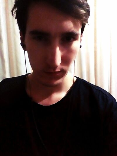 ,   Alex, 27 ,   