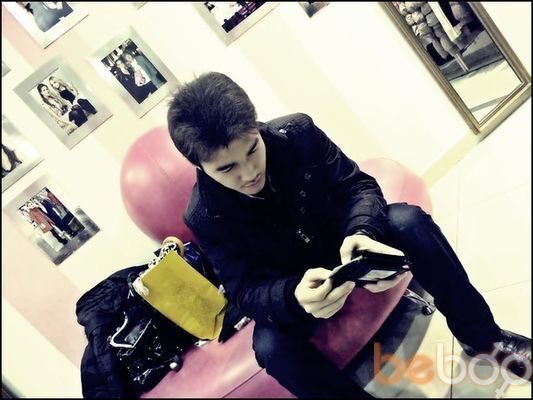  ,   Dako, 32 ,  