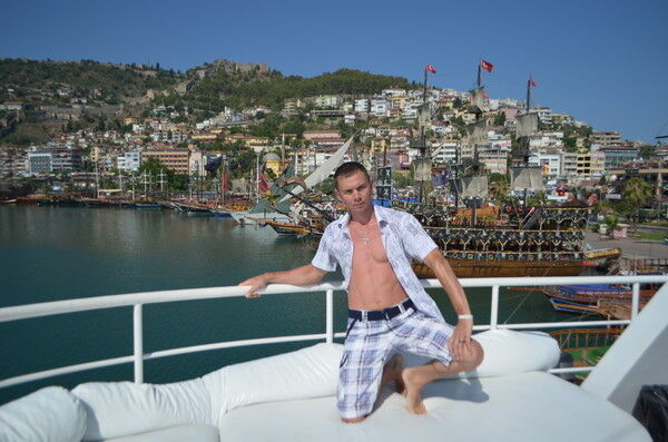  ,   Sergey, 45 ,   