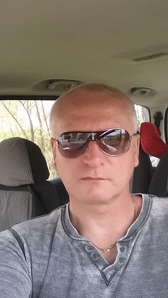 ,   Vlad, 46 ,  