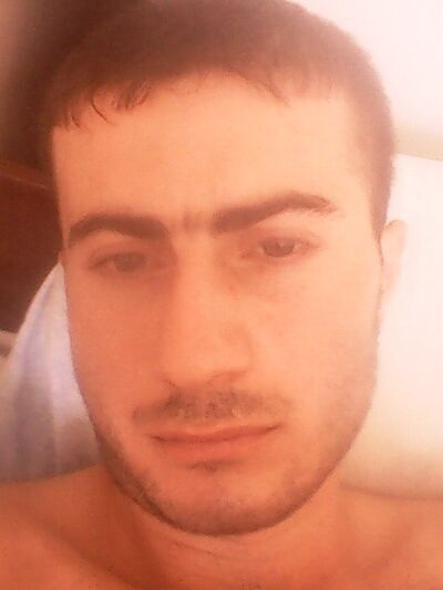  ,   Artyom, 33 ,   
