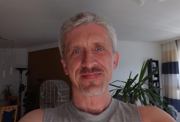  ,   Mike, 57 ,   ,   , c 