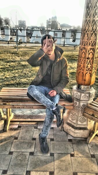 ,   Jaxongir, 27 ,   ,   , c 