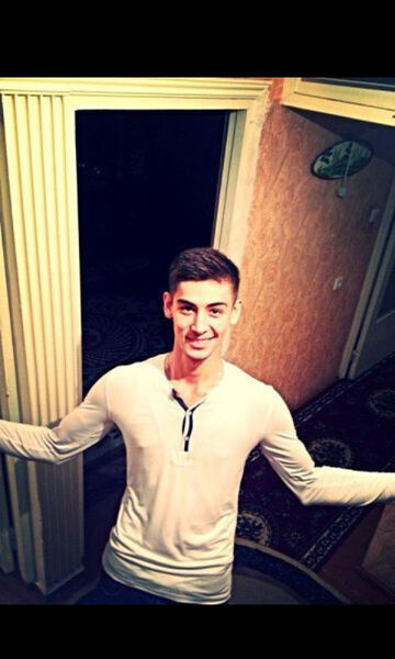  ,   Sheikh, 32 ,   