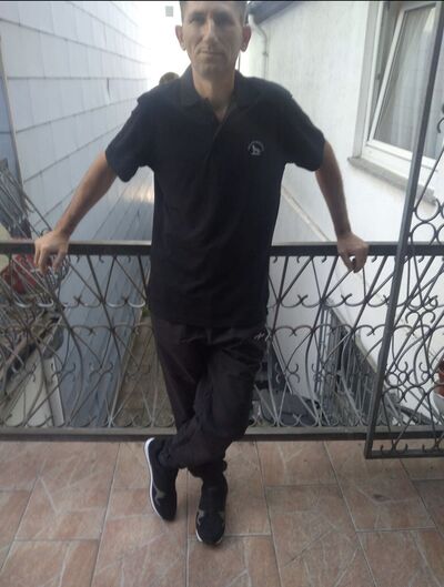  ,   Valeri, 47 ,   ,   