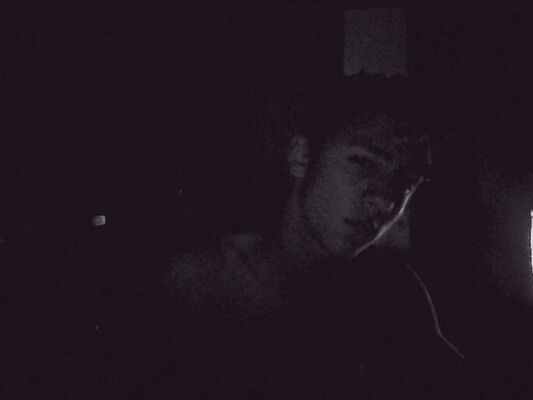  ,   Artem, 22 ,   ,   , c 