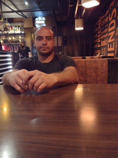  ,   Wiktor, 35 ,   ,   
