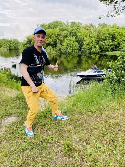 ,   Artem, 37 ,   ,   , c , 