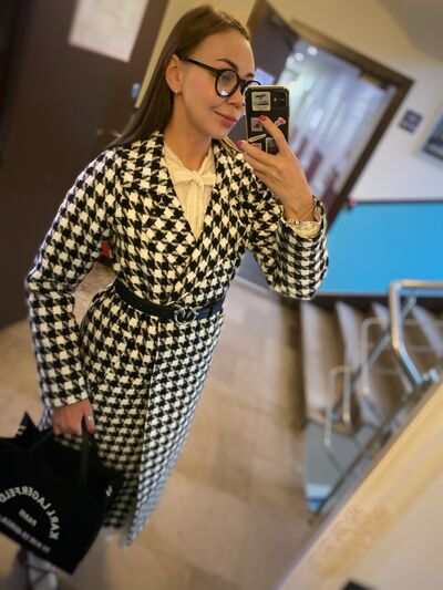  -,   Alisa, 36 ,   ,   