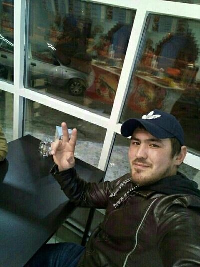  ,   Farux, 37 ,   ,   , c 
