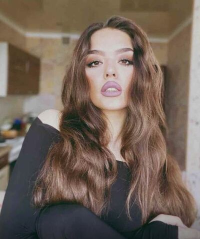  ,   Diana, 21 ,   , 