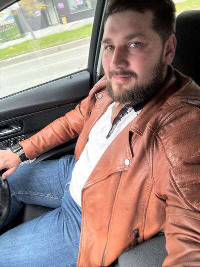  ,   Hokkeist, 29 ,   ,   