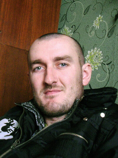  ,   Victor, 42 ,   ,   , c 