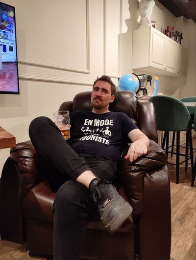   ,   Ilya, 40 ,   ,   