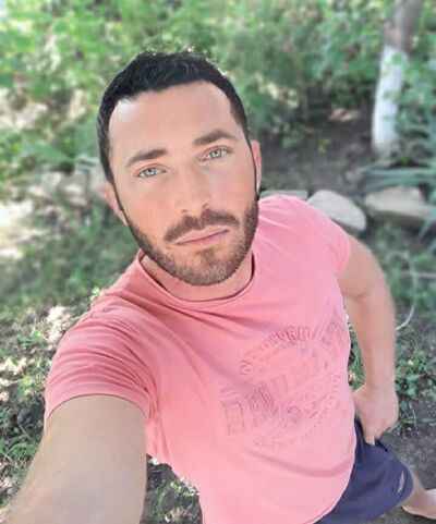  ,   Romeo, 37 ,   ,   