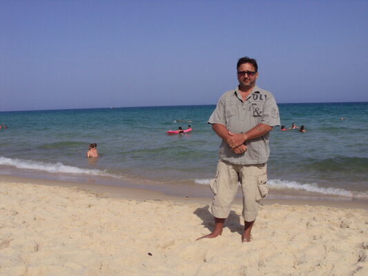  ,   Pavel, 54 ,     , c 