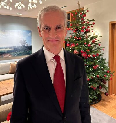  Bedford Park,   Vladimir Mat, 60 ,   c 