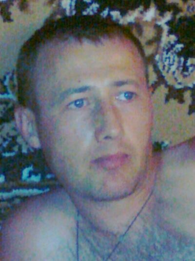  ,   Igor, 44 ,   