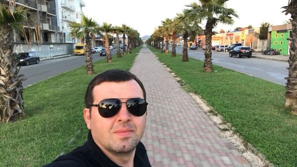  ,   Maxo, 41 ,   ,   , c 
