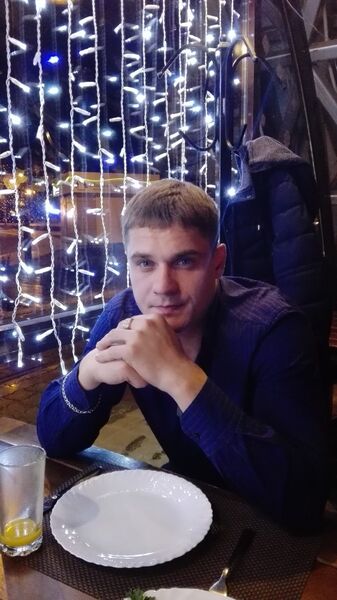 ,   Alex, 36 ,   