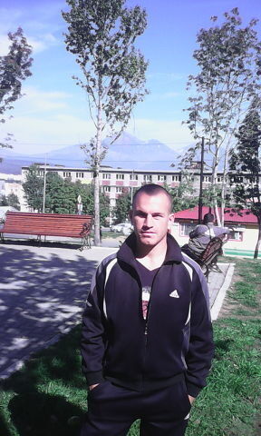  ,   Maks, 35 ,   ,   , c 