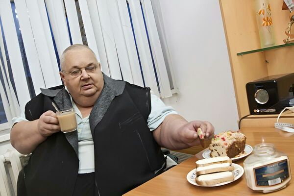  ,   Fat man, 55 ,     