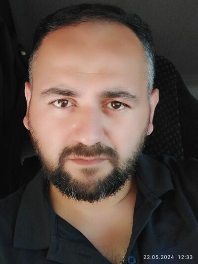  ,   Ali, 38 ,   ,   