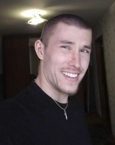  ,   Nikolay, 33 ,  