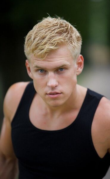  Akersberga,    , 32 ,   ,   , c 