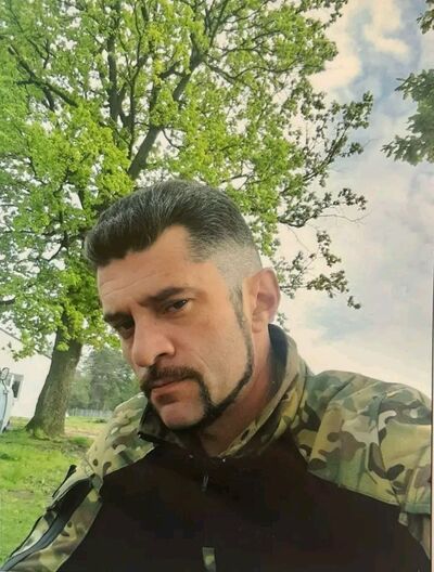  ,   Sergio, 41 ,   ,   