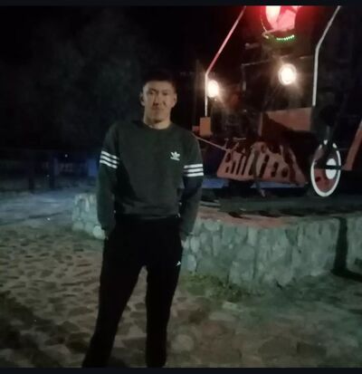  ,   Bska, 33 ,   ,   
