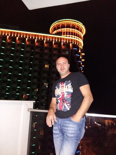  ,   Martin, 46 ,     , c 