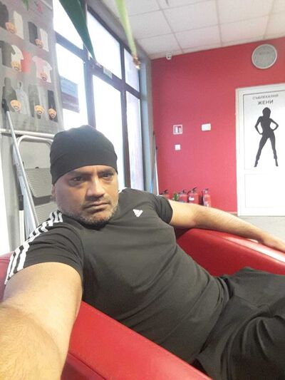  ,   Beddboi, 44 ,   ,   , c 