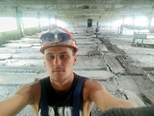  ,   Nikolay, 37 ,   ,   