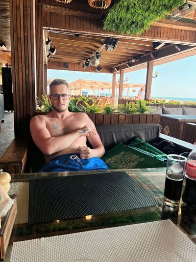  ,   Gennadiy, 29 ,   ,   , 