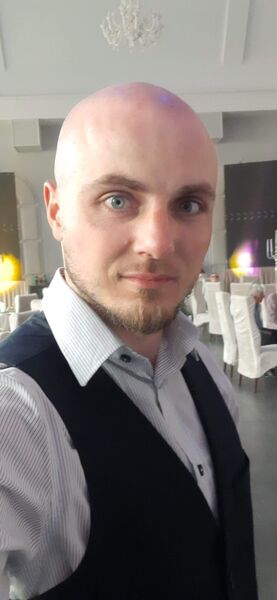  ,   Maxim, 35 ,   ,   , c 