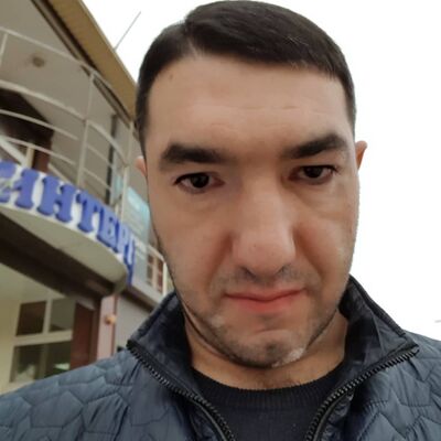 ,   Mihail, 39 ,   