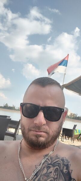  Backa Topola,   Branimir, 41 ,   ,   