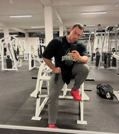  ,   , 47 ,   c 