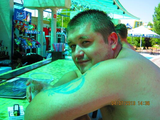  ,   CraveN, 39 ,   