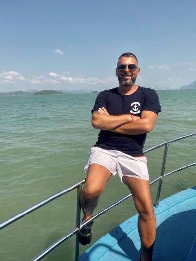  Neresnica,   Len chlap, 51 ,   c 