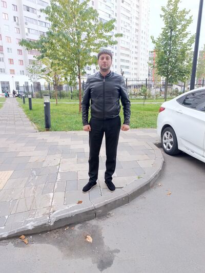  ,   Elcin, 37 ,   ,   